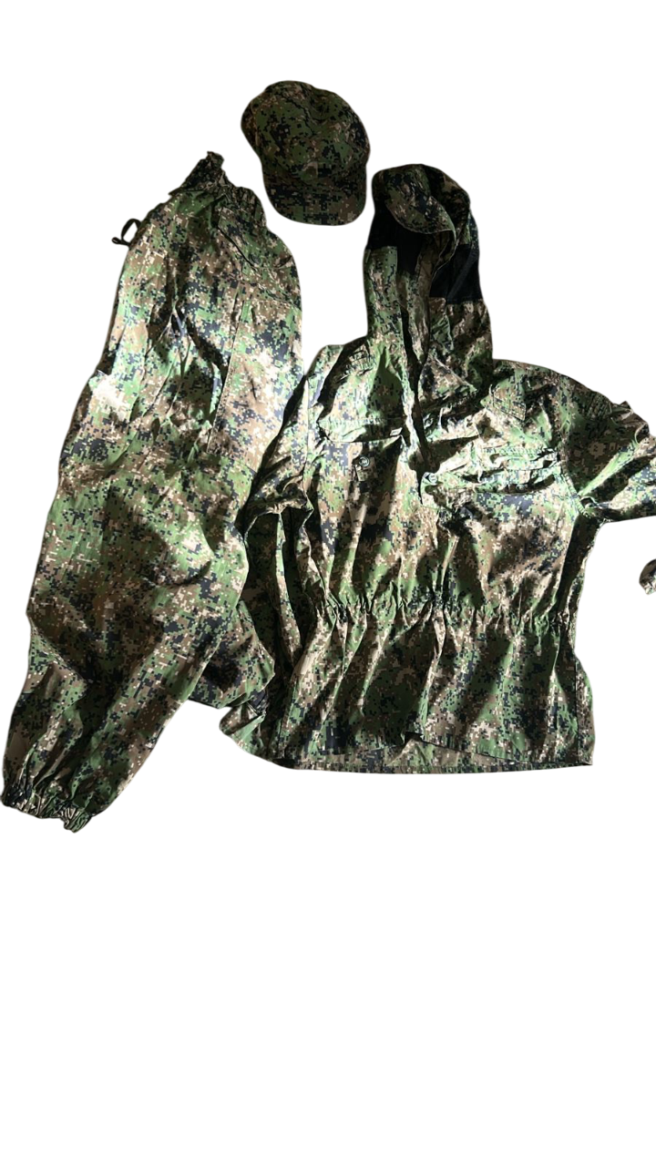 VKBO 4.0 A521 Leaf Suit Size M/L + Spectre Oversuit Bundle