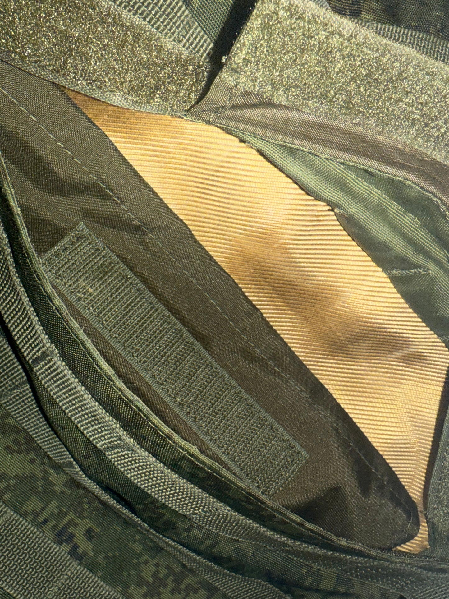 Original Techinkom 2015 6B45 Size 2 Body Armour with Kevlar